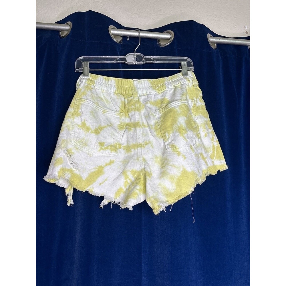 American Eagle Outfitters NWT Lime Green Tye Dye Cut Off Shorts SIZE‎ Medium